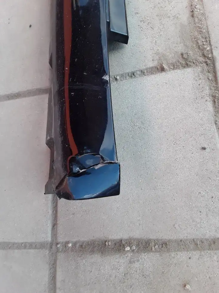 BMW 7 F01 F02 F03 F04 (2008 - 2016)  7241880 Обшивка порга