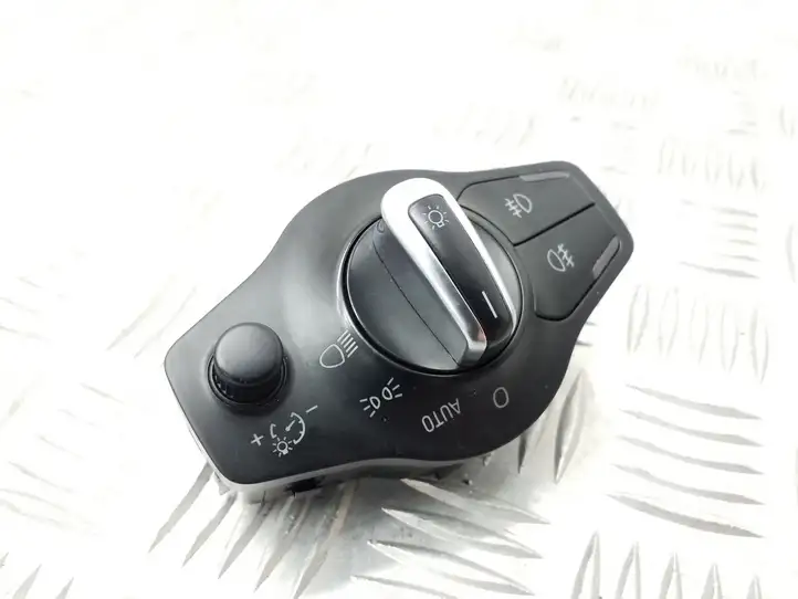 Audi A4 S4 B8 8K (2007 - 2011) 8K0941531 Включатель фонарей — фото 3