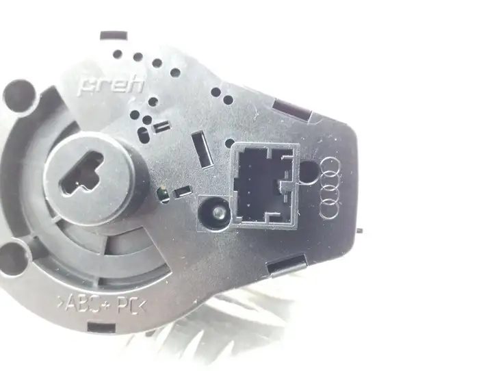 Audi A4 S4 B8 8K (2007 - 2011) 8K0941531 Включатель фонарей — фото 5