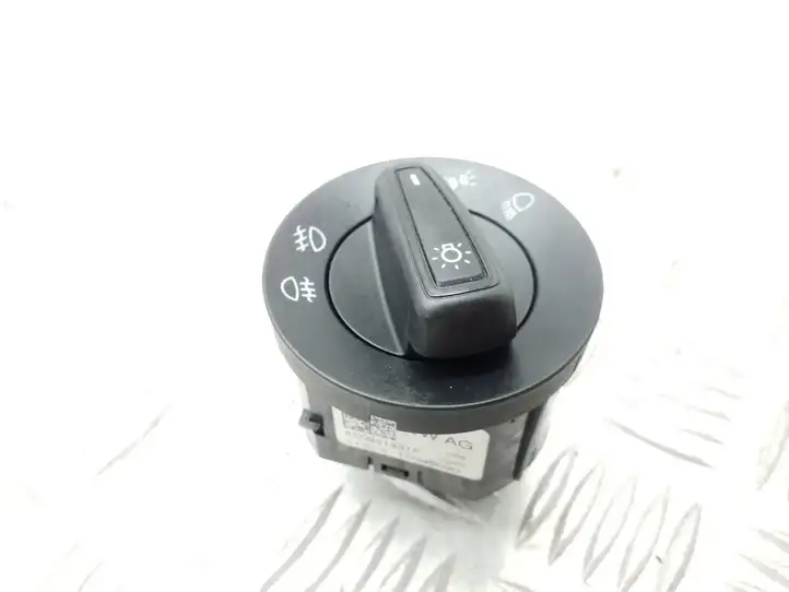 Skoda Octavia Mk3 (5E) (2013 - 2019) 5E0941431F Включатель фонарей — фото 2