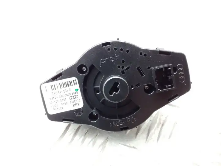 Audi A4 S4 B8 8K (2007 - 2011) 8K0941531G Включатель фонарей — фото 2