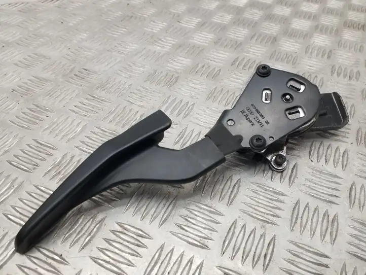 Audi A4 (2007 - 2011)  8T0881093 Регулировка сиденья в сборе