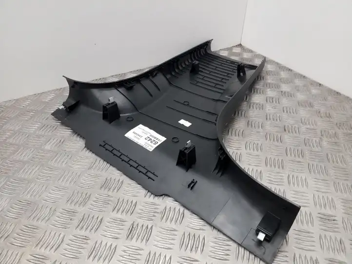 Audi A6 C7 (2011 - 2014) 4G0867240A Нижняя обшивка стойки B — фото 6