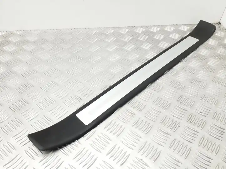 Seat Exeo (3R) (2008 - 2013) 8E0853373P Наружная отделка переднего порога — фото 5