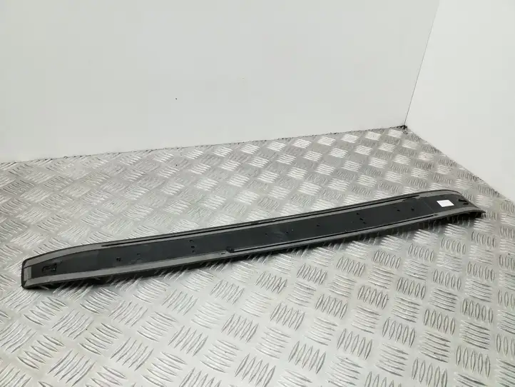 Seat Exeo (3R) (2008 - 2013) 8E0853374P Наружная отделка переднего порога — фото 3