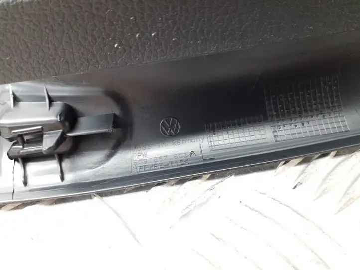 Volkswagen Golf VII (2013 - 2019) 5G9867603A Верхняя обшивка у окна — фото 7