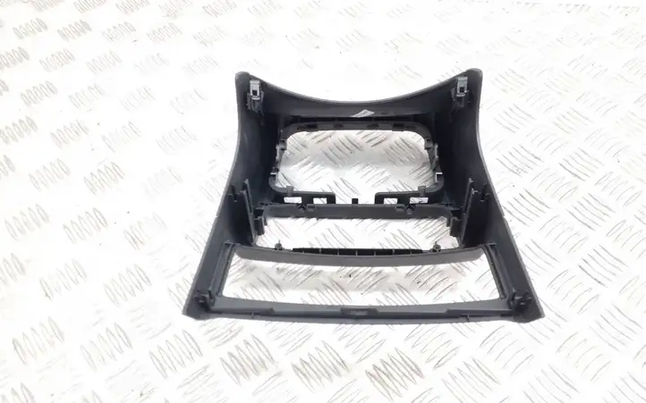 Audi A6 C7 (2011 - 2014) 4G0864376B Накладка заднего прикуривателя — фото 4