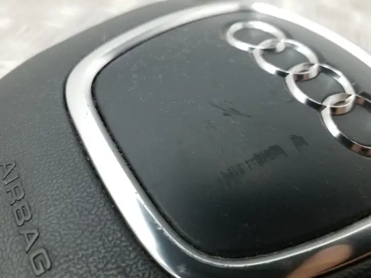 Audi A4 S4 B8 8K (2007 - 2011) 8K0880201A Подушка безопасности руля — фото 3