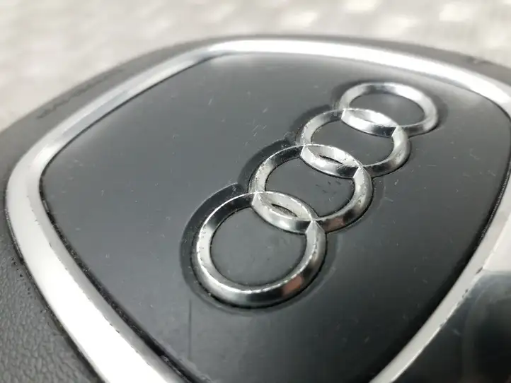 Audi A4 S4 B8 8K (2007 - 2011) 8K0880201A Подушка безопасности руля — фото 10