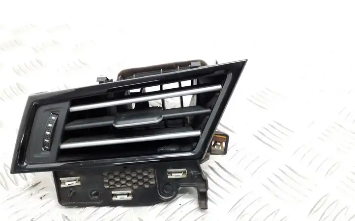 Volkswagen PASSAT B8 (2015 - ) 3G1819701 Боковой воздушный дефлектор — фото 6