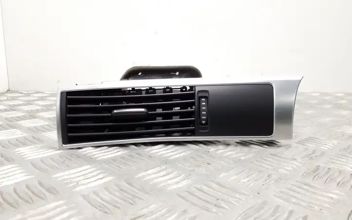 Audi A6 S6 C6 4F (2008 - 2011) 4F1820901D Боковой воздушный дефлектор — фото 1