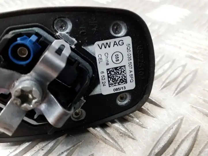 Skoda Octavia Mk3 (5E) (2013 - 2019) 5Q0035507A GPS антенна — фото 4