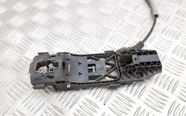Volkswagen Tiguan (2011 - 2016) 5N0839885H Крепление наружной ручки передней двери — фото 4