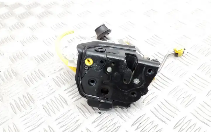 Seat Exeo (3R) (2008 - 2013) 8E0839015AA Замок задней двери — фото 2