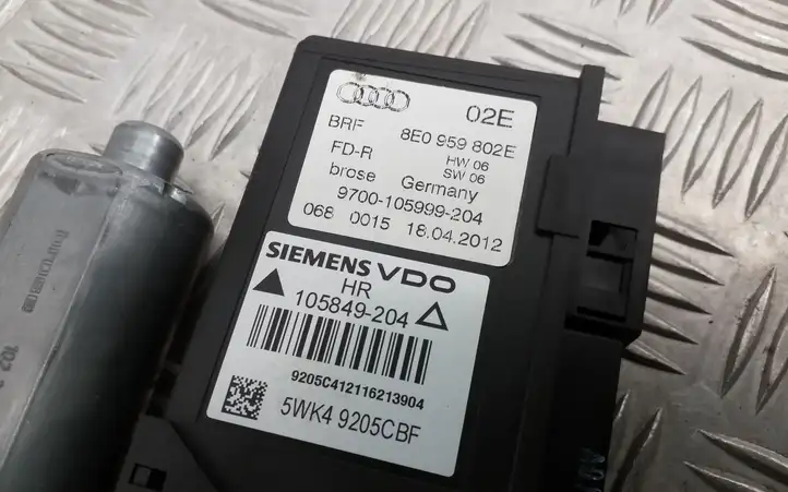 Seat Exeo (3R) (2008 - 2013) 8E0959802E Стеклоподъемник задней двери — фото 3