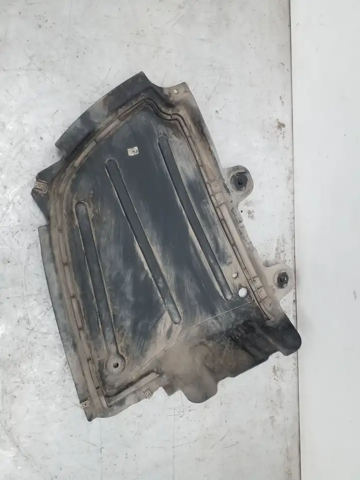 Skoda Superb B8 (3V) (2015 - 2023) 3V0825205A Защита днища задней части — фото 2