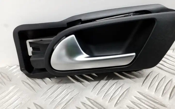 Volkswagen Tiguan (2007 - 2011) 5N0837197 Внутренняя ручка двери — фото 2