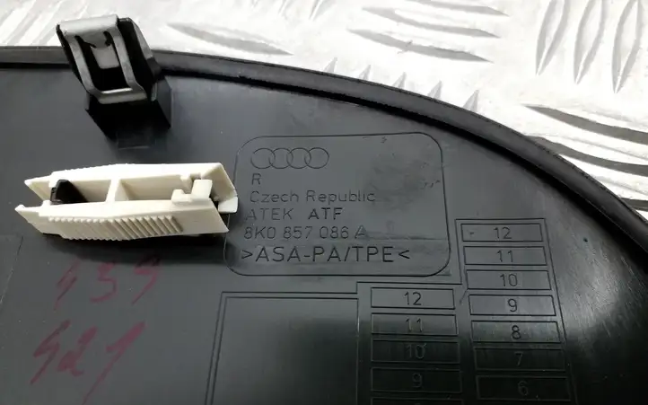 Audi A4 S4 B8 8K (2007 - 2011) 8K0857086A Боковая отделка панели приборов — фото 2