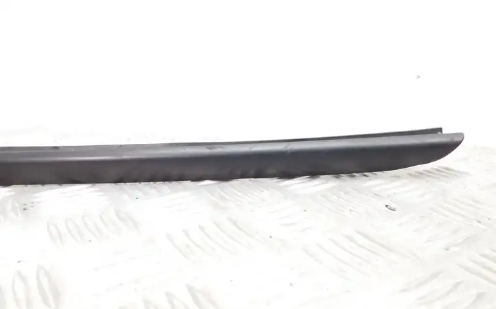Audi A4 S4 B8 8K (2007 - 2011) 8K0854328 Накладка стоек лобового стекла — фото 2