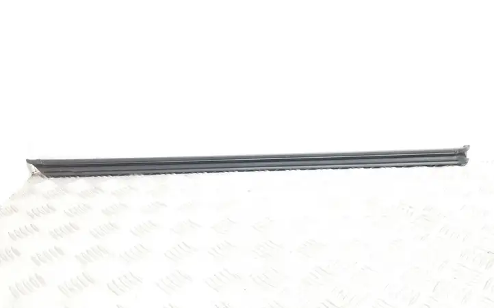 Volkswagen Jetta VI (2011 - 2018) 5C6839479 Уплотнитель стекла задней двери — фото 1