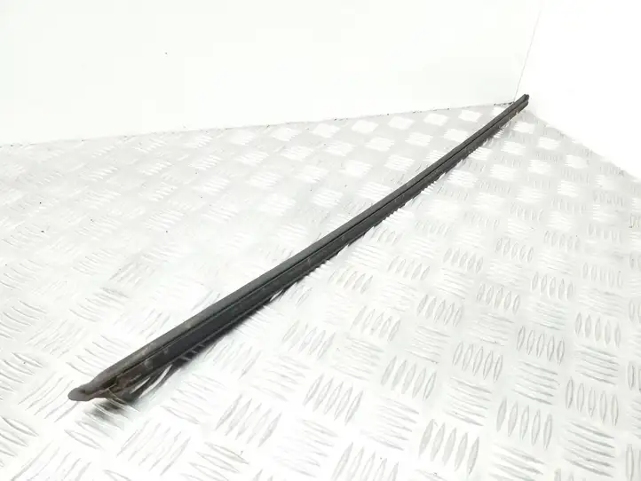 Seat Exeo (3R) (2008 - 2013) 8E0854328E Накладка стоек лобового стекла — фото 3