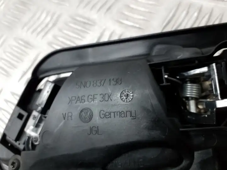 Volkswagen Tiguan (2011 - 2016) 5N0837198 Внутренняя ручка двери — фото 4