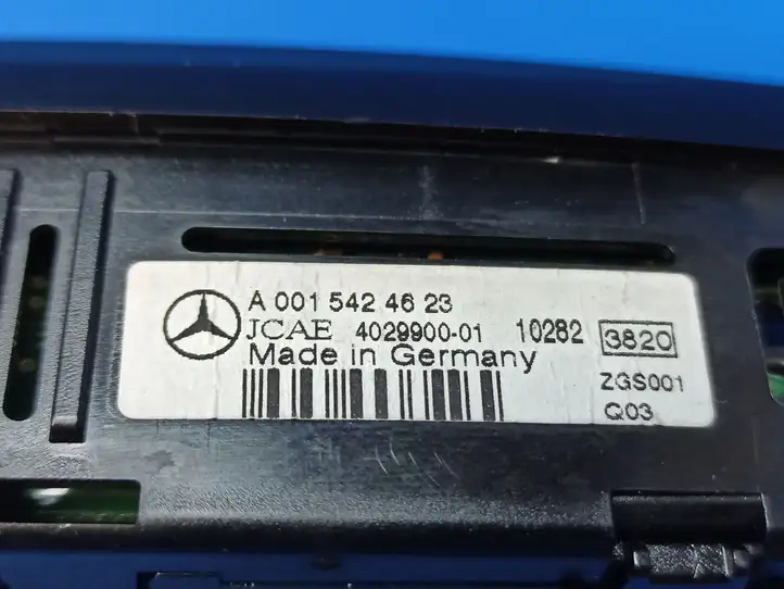 Mercedes-Benz E W212 (2009 - 2016) A0015424623 Экран парктроника PDC — фото 5
