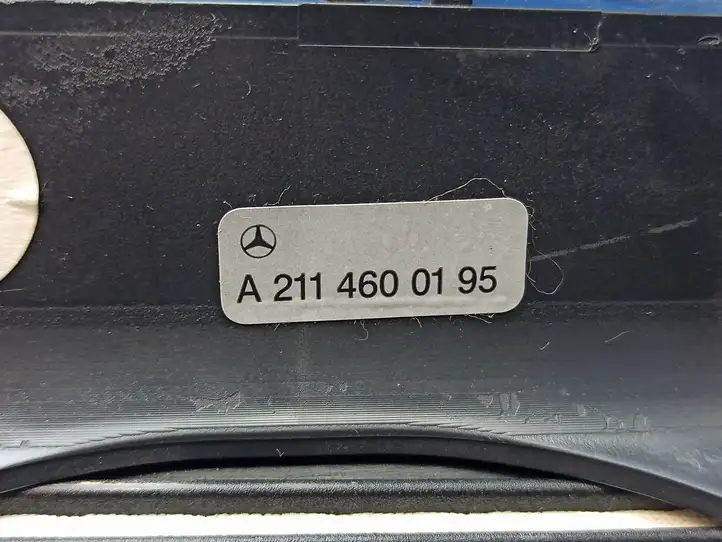 Mercedes-Benz E W211 (2002 - 2009) A2114600195 Обшивка рулевой колонки — фото 9
