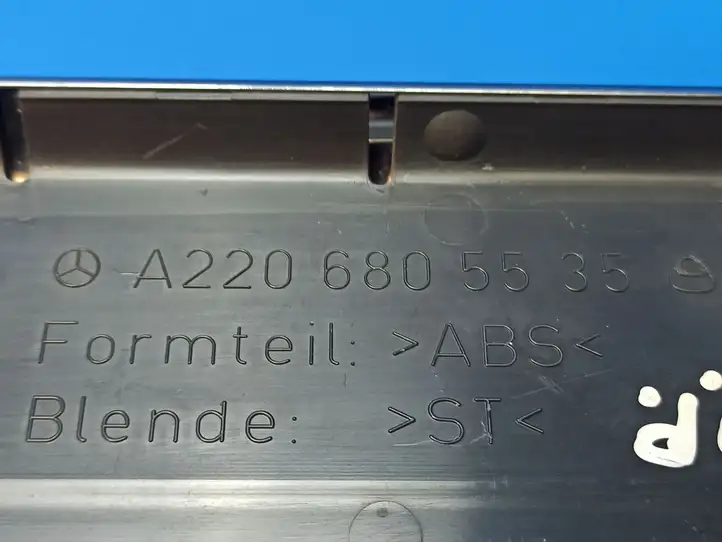 Mercedes-Benz S W220 (1998 - 2006) A2206805535 Внутренняя отделка переднего порога — фото 3