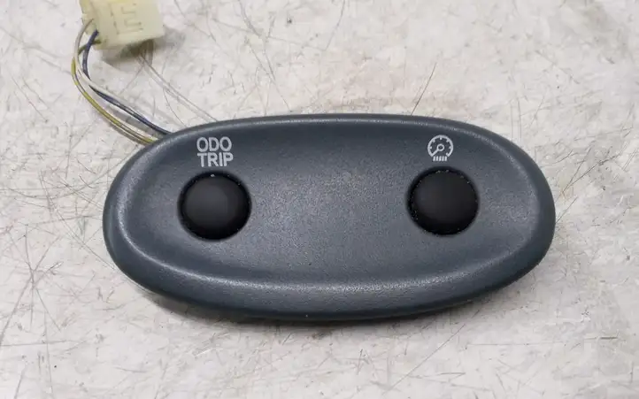 Toyota Yaris (1999 - 2003) 1444K21 Другие включатели / ручки/ переключатели — фото 1