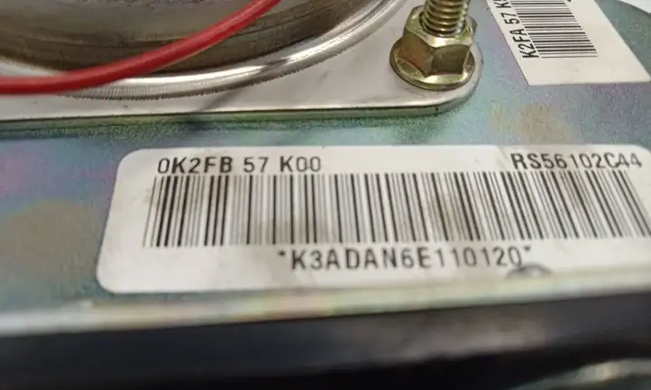 Kia Carens I (2002 - 2006) 0K2FB57K00 Подушка безопасности руля — фото 3