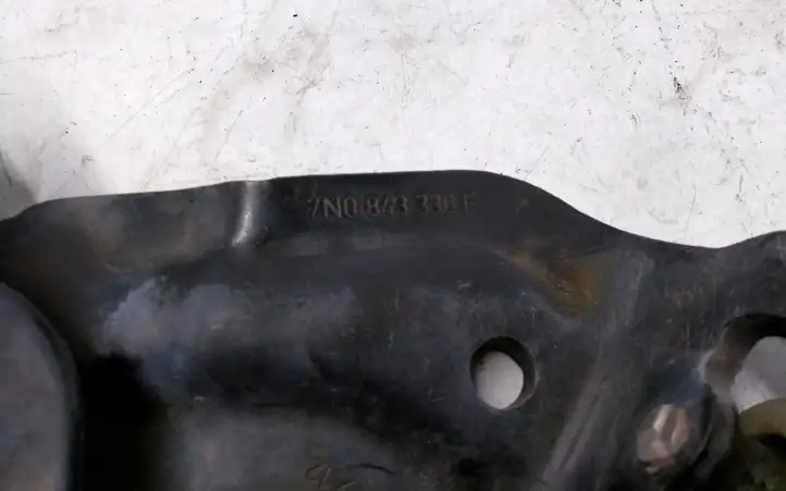 Volkswagen Sharan (2010 - 2015) 7N0843336F Средняя направляющая ролика раздвижной двери — фото 2
