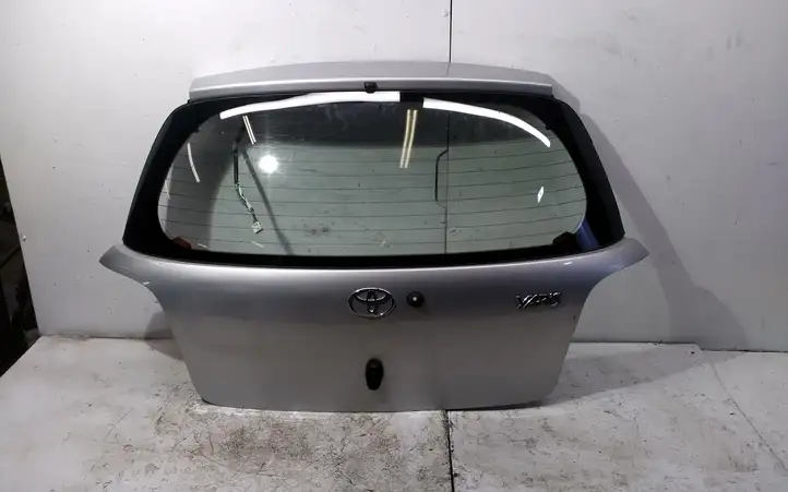 Toyota Yaris (1999 - 2003) Крышка багажника — фото 1