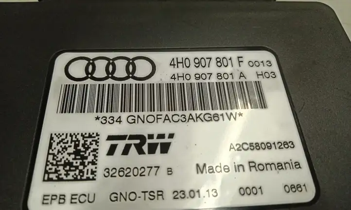 Audi A6 C7 (2011 - 2014) 4H0907801F Блок управления стояночным тормозом — фото 4