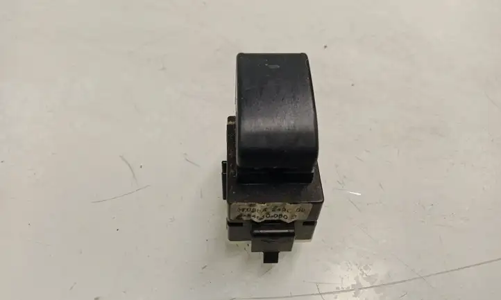 Toyota Avensis T250 (2003 - 2006) 8481005050 Блок кнопок стеклоподъемников — фото 1