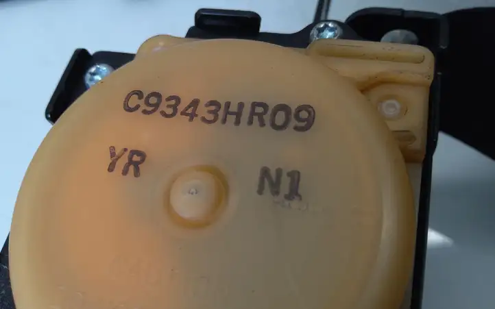 Subaru Impreza III (2008 - 2012)  C9343HR09 Передний ремень безопасности