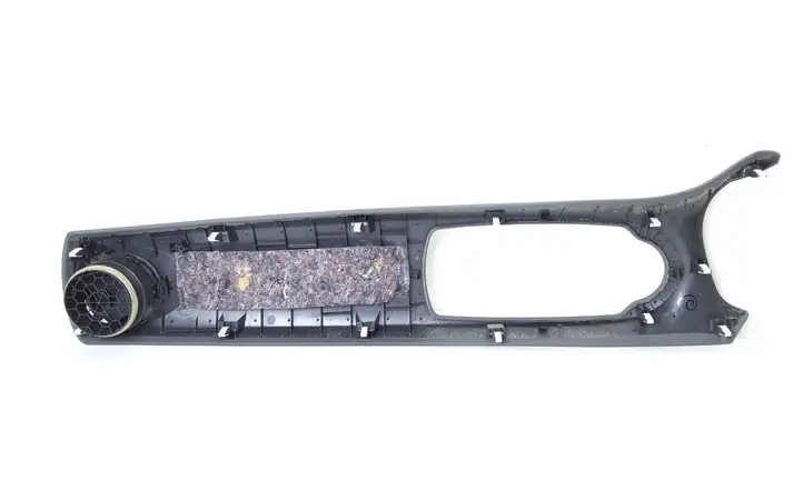 Toyota Yaris (2014 - 2019) 554700D090 Отделка внутренней панели салона — фото 3