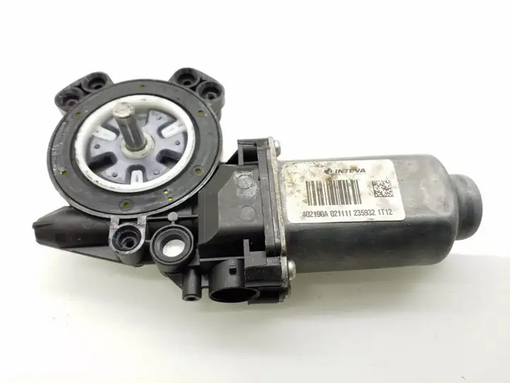 Nissan Qashqai (2006 - 2010) 402190A Стеклоподъемник задней двери — фото 1