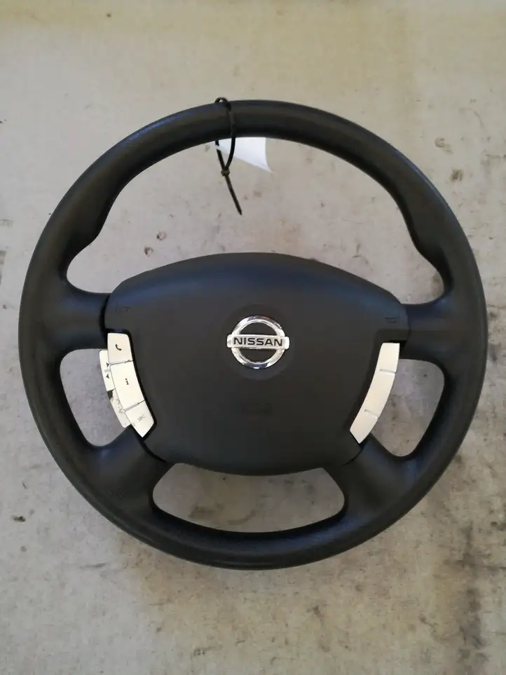 Nissan Primera (2001 - 2008) Руль — фото 1