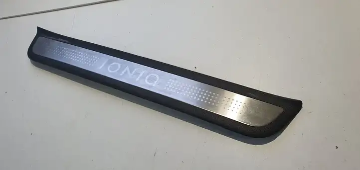 Hyundai Ioniq (2016 - ) Внутренняя отделка переднего порога — фото 3