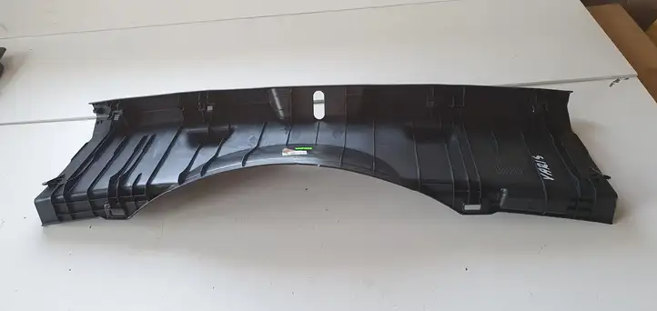 Toyota Yaris (2014 - 2019) Отделка замка — фото 4