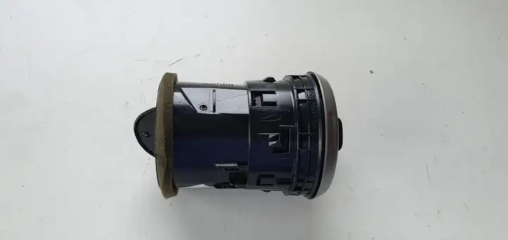 Nissan Qashqai (2010 - 2013) Боковой воздушный дефлектор — фото 3
