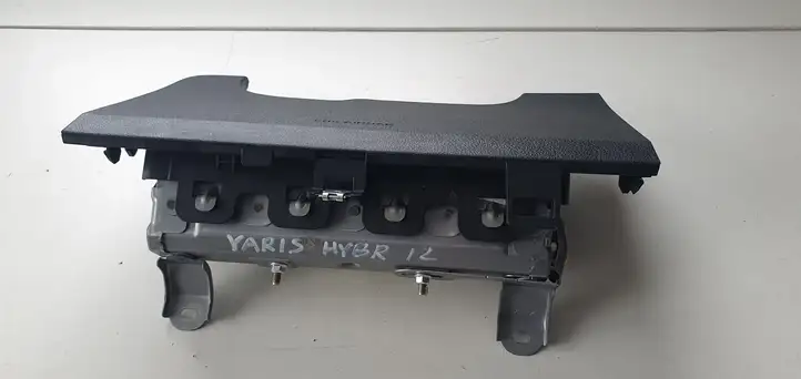 Toyota Yaris (2012 - 2014) Подушка безопасности пассажира — фото 2