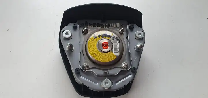 Toyota Avensis T270 (2009 - 2012)   Подушка безопастности руля