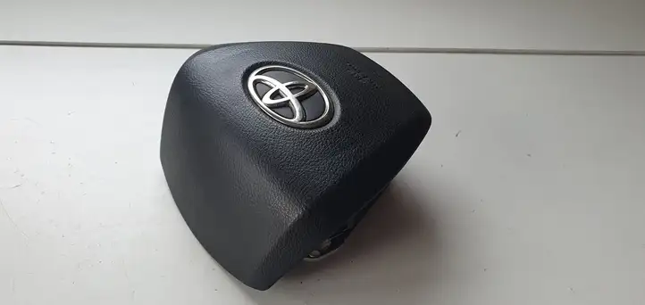 Toyota Avensis T270 (2009 - 2012)   Подушка безопастности руля