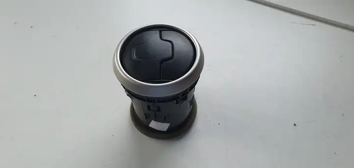 Nissan Qashqai (2010 - 2013) Боковой воздушный дефлектор — фото 3