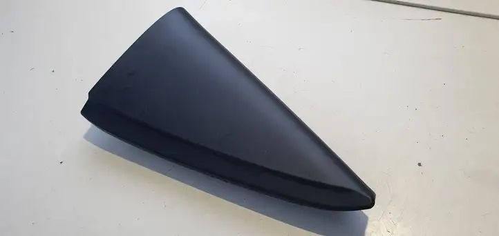 Toyota Yaris (2012 - 2014) Накладка стекла задней двери — фото 3