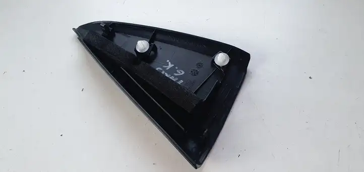 Toyota Yaris (2012 - 2014) Накладка стекла задней двери — фото 3