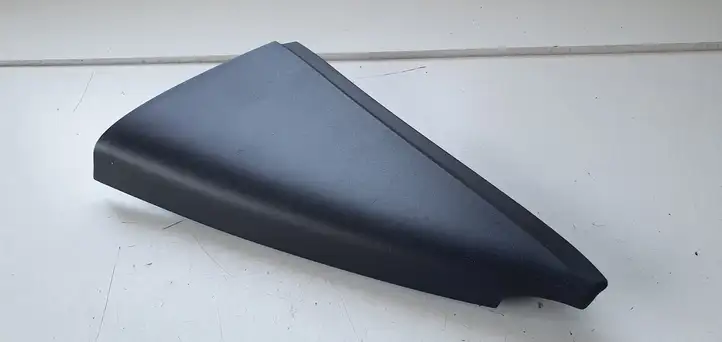 Toyota Yaris (2012 - 2014) Накладка стекла задней двери — фото 2