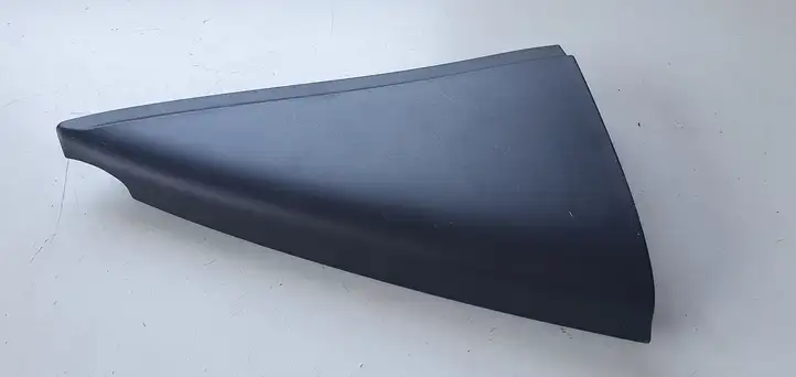 Toyota Yaris (2012 - 2014) Накладка стекла задней двери — фото 1